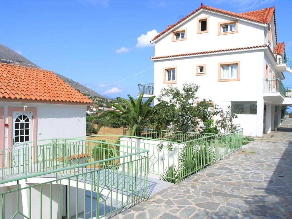 Boulevard Panorama Suites Agia Efimia Exteriér fotografie